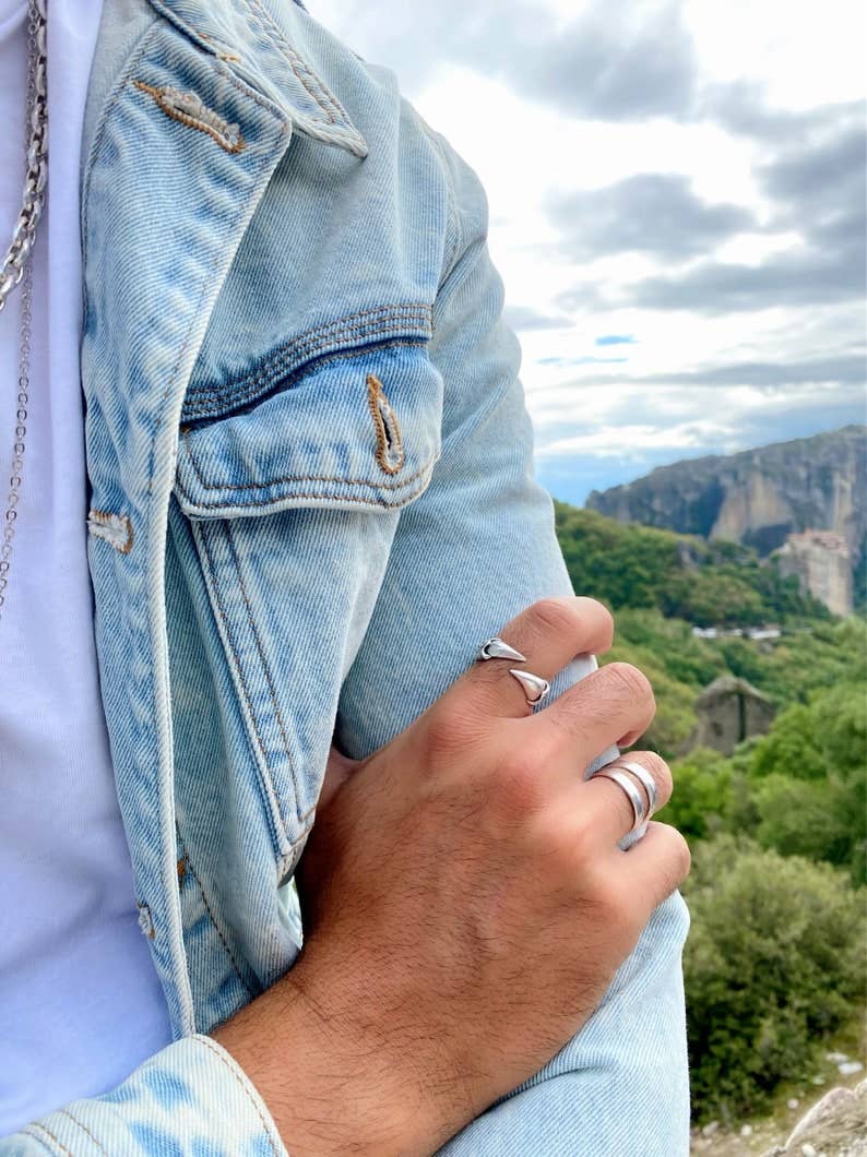 Echo of the Wild Rings