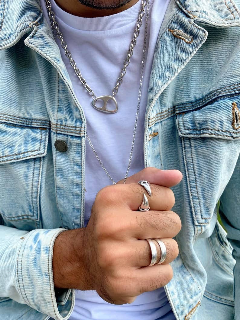 Echo of the Wild Rings